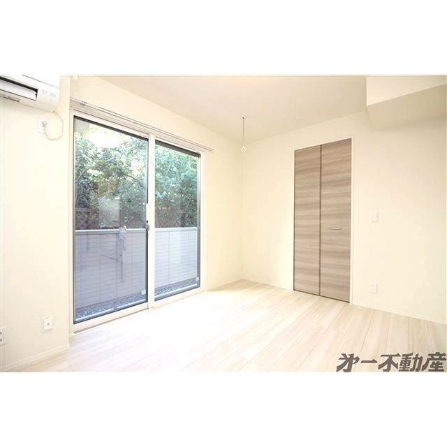 建物外観　洋室