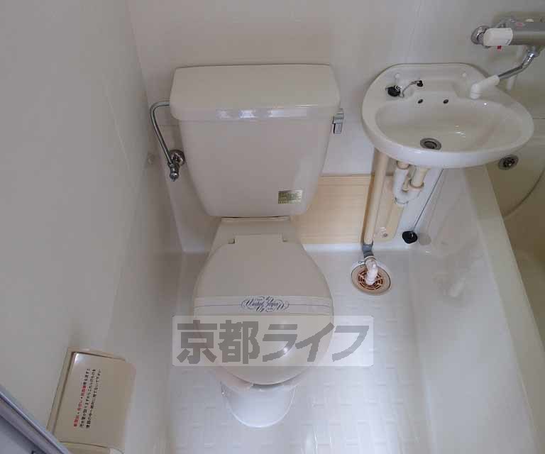 トイレ　清潔感のあるトイレです・