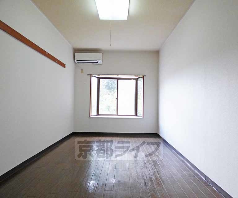 居室・リビング　広々としたお部屋です。