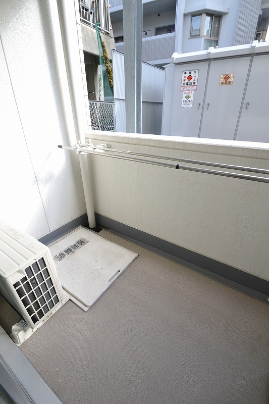 バルコニー　奥行きのあるバルコニー！
