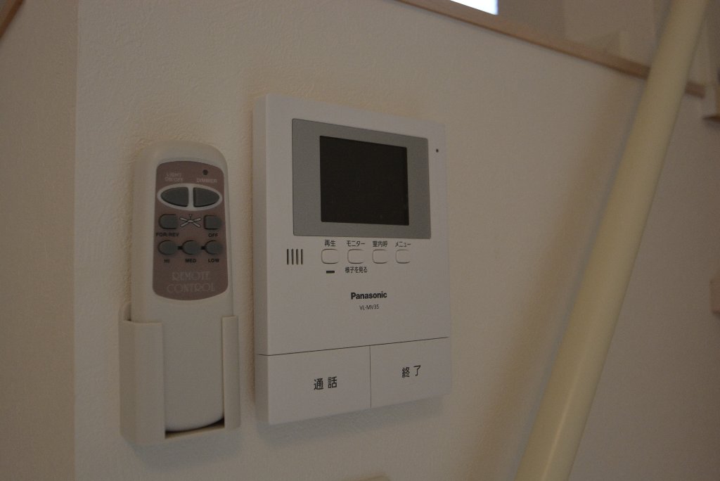 セキュリティ　カメラ付インターホン