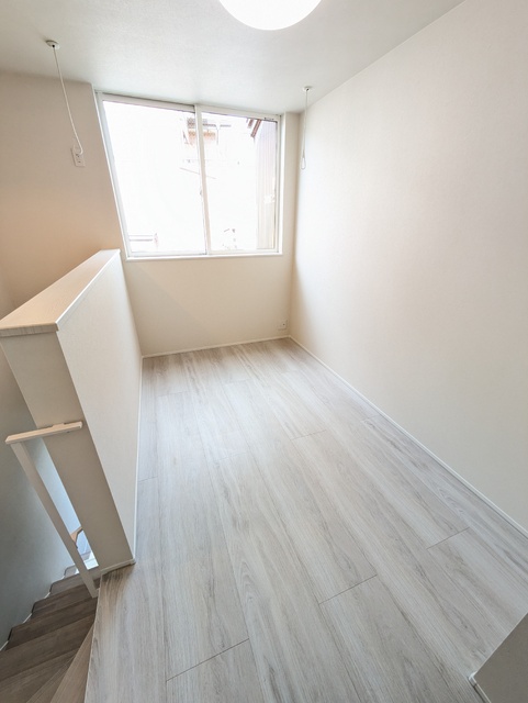 その他部屋・スペース　★６．４帖の寝室★