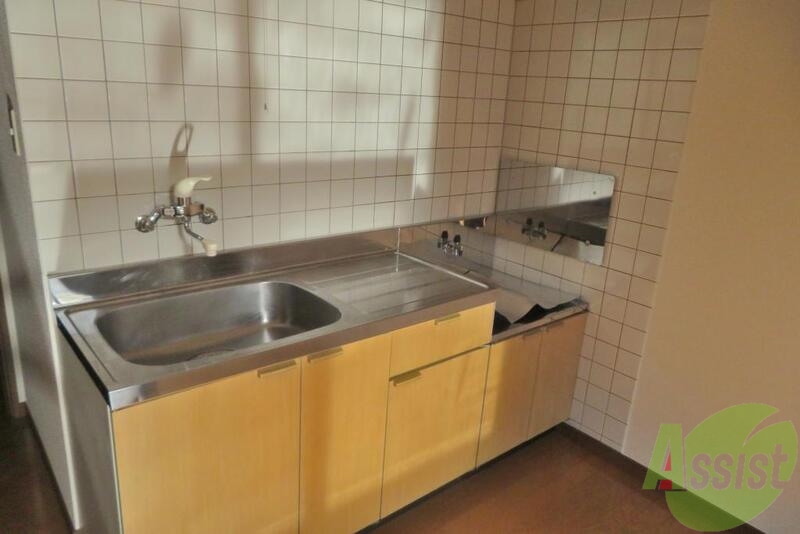 キッチン　２口コンロが付いていてお料理が楽しみですね～。