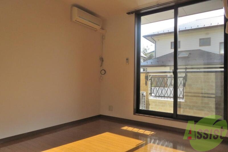 居室・リビング　広々と開放感いっぱいのリビングになりますよ～。