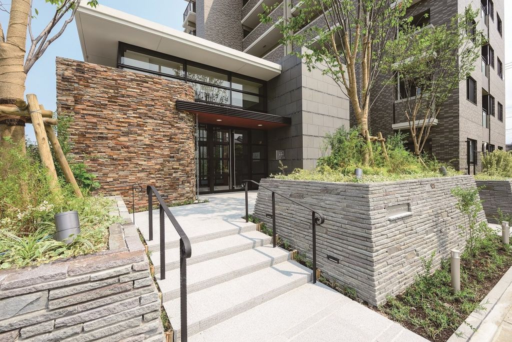 エントランス　エントランス（外）