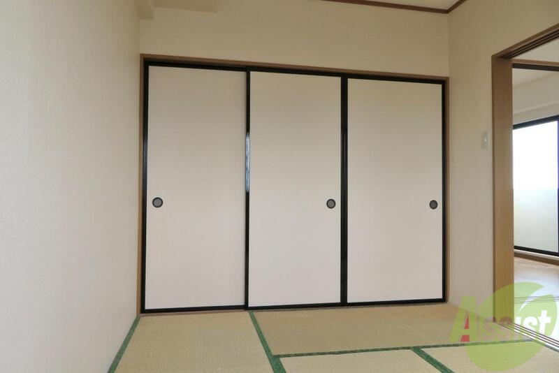 収納　和室には押し入れがあります、寝具の収納にいいですよね