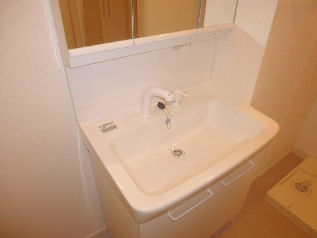 洗面設備　洗髪洗面化粧台