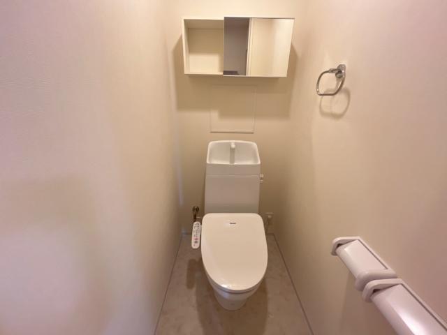 トイレ　シャワー付トイレ（イメージ）