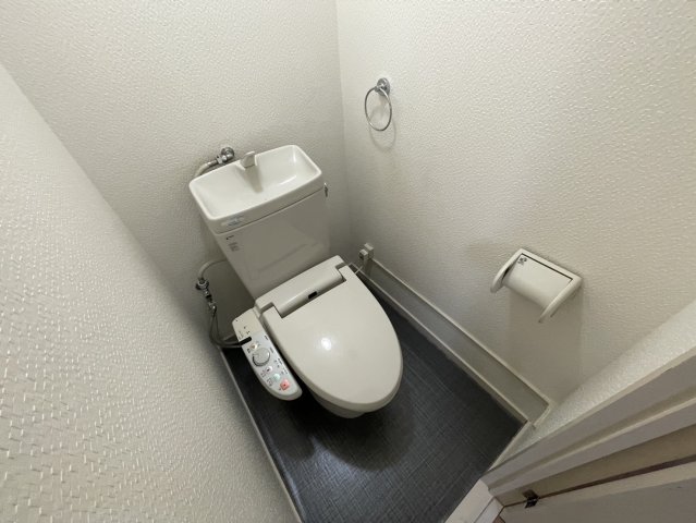 トイレ　トイレもきれいです