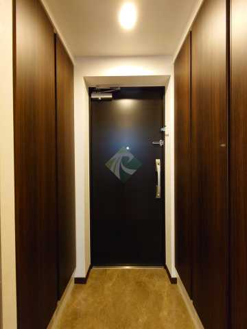 玄関　ミュプレ渋谷