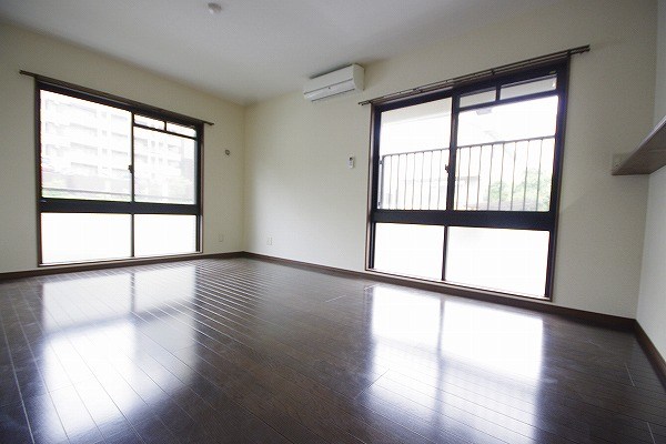 居室・リビング　★LDK13帖★