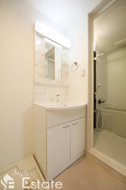 洗面設備　独立洗面台脱衣所