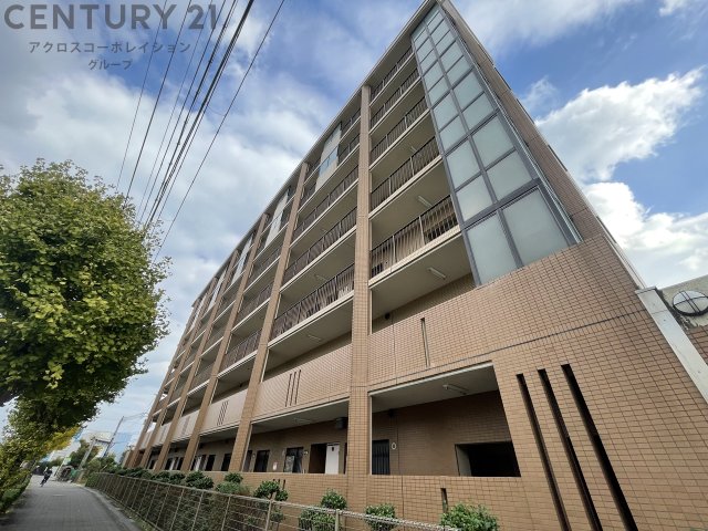 建物外観　防犯カメラついてます♪