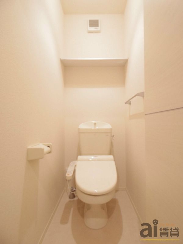 トイレ　※同仕様写真