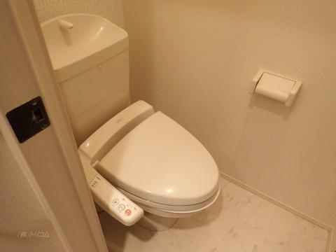 トイレ　シャワー付トイレ（イメージ）