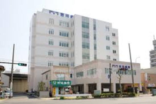 病院　吉川病院（病院）まで584m