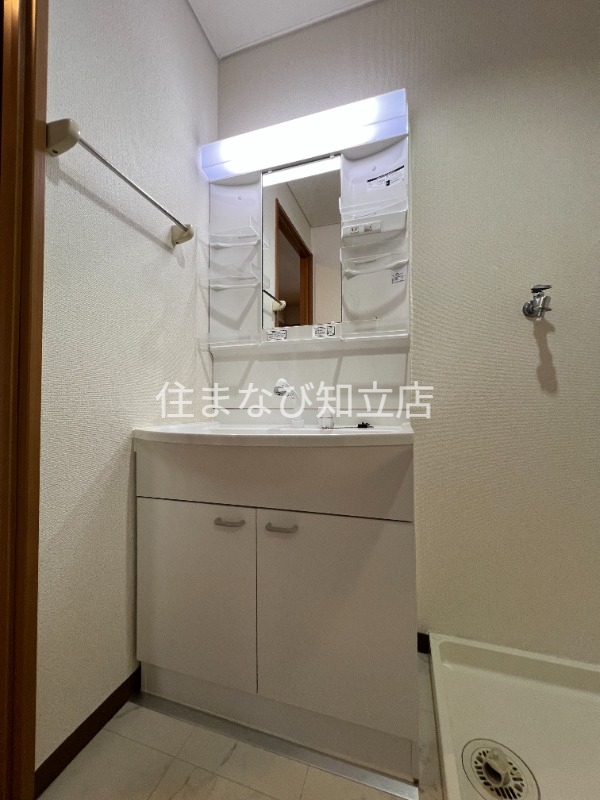 洗面設備　同型別部屋写真