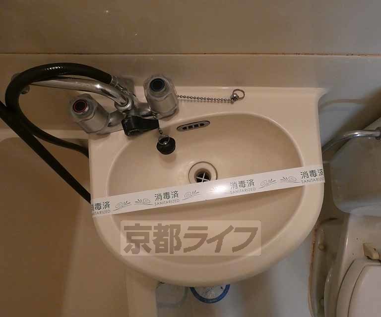 洗面設備　洗面台です。