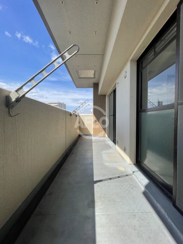 バルコニー　メゾンドーム三軒家　バルコニー