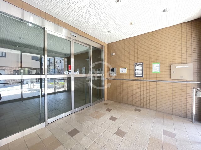 エントランス　メゾンドーム三軒家　エントランス