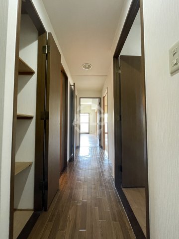 その他部屋・スペース　メゾンドーム三軒家　廊下