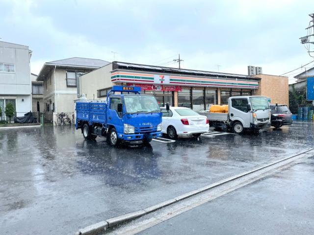 コンビニ　セブンイレブン浦和桜田2丁目店（コンビニ）まで525m
