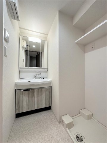 洗面設備　※同シリーズ参考写真※