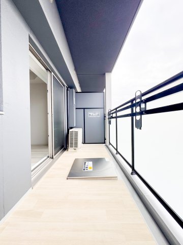 バルコニー　明るいバルコニーです