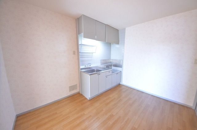 居室・リビング　☆ゆったりしたダイニングです☆