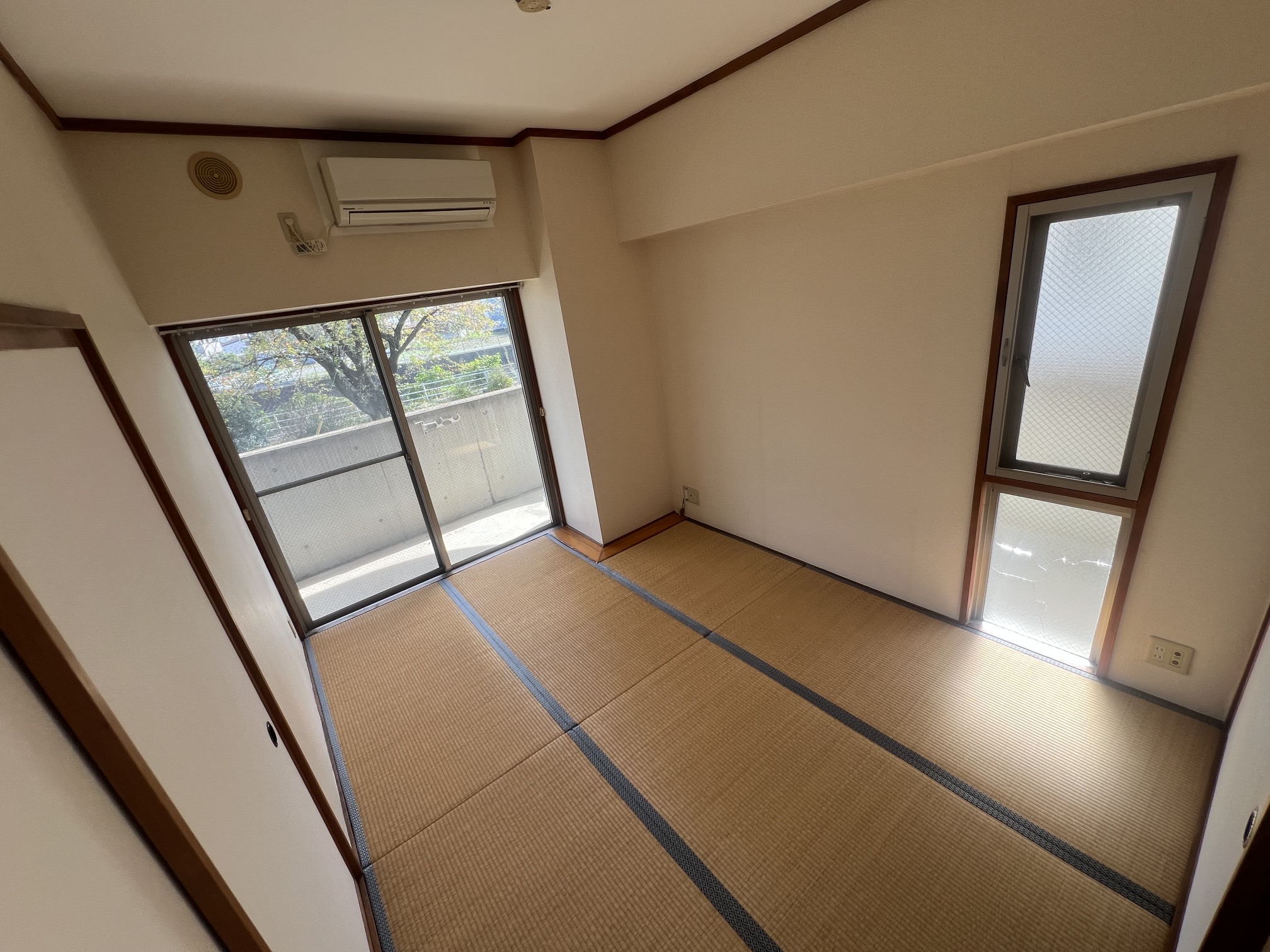 エーダイロイヤルプラザの内装写真