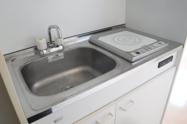 キッチン　他のお部屋の参考写真となります。