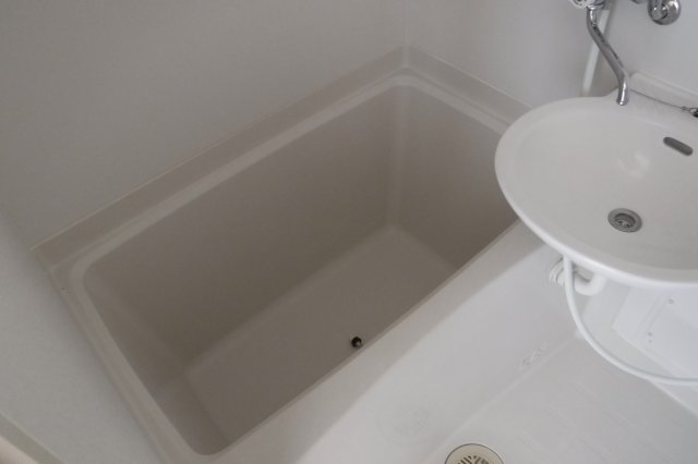 バス・シャワールーム　他のお部屋の参考写真となります。