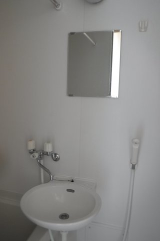 洗面設備　他のお部屋の参考写真となります。