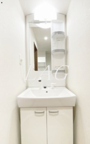 洗面設備　独立洗面台です。