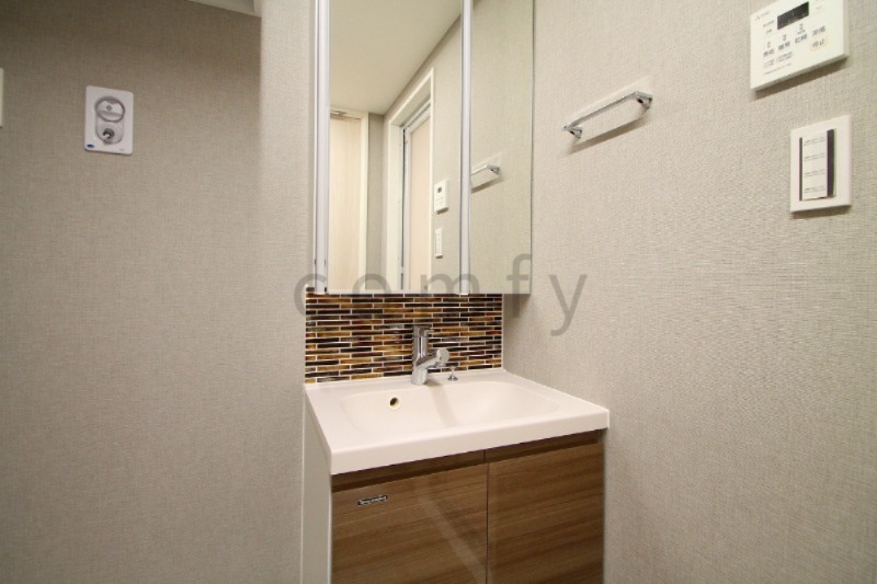 洗面設備　独立洗面台