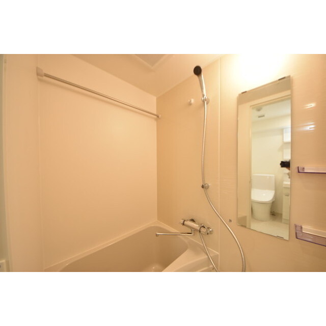 バス・シャワールーム　きれいな内装です