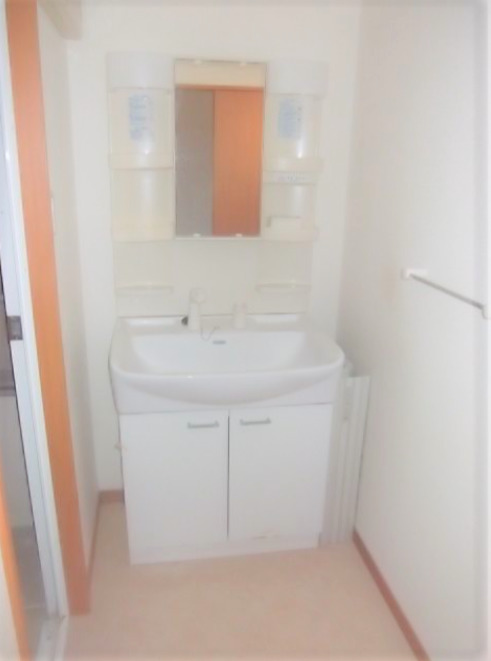 洗面設備　忙しい朝には欠かせない洗面所です