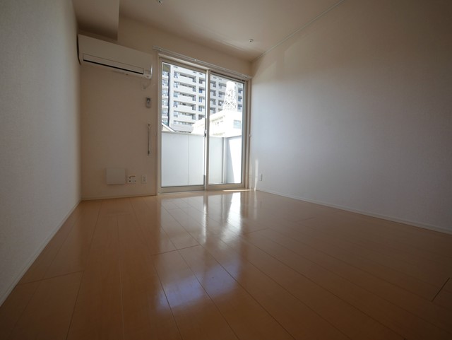 その他部屋・スペース　★フローリングの綺麗なリビングルームですね★