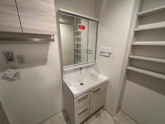 洗面設備　※別部屋の写真です