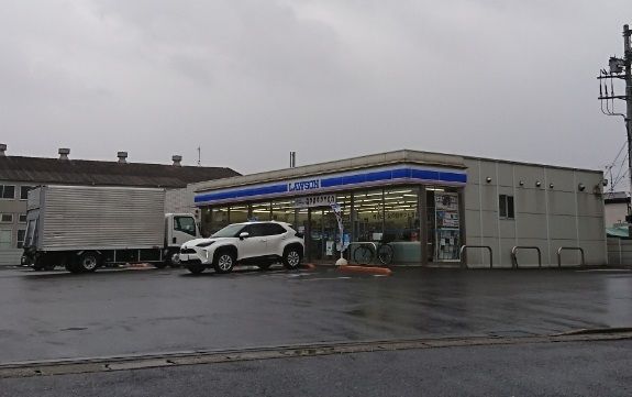 コンビニ　ローソン市原玉前店（コンビニ）まで230m