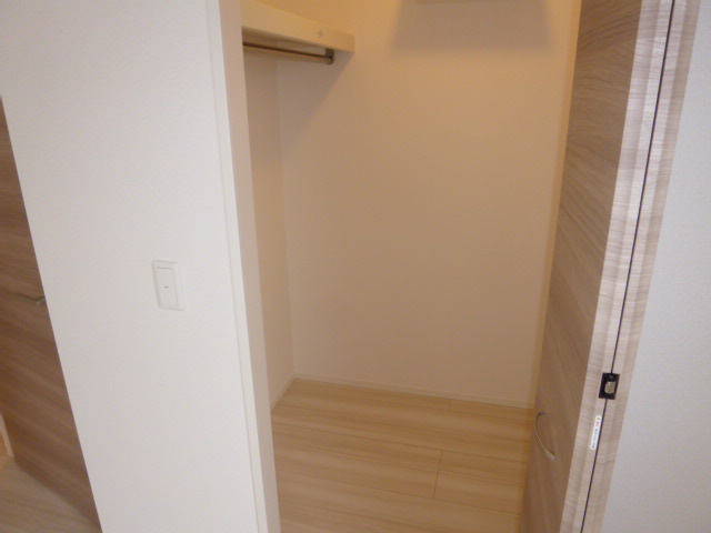 収納　ウォークインクローゼット