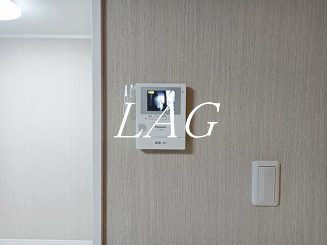 セキュリティ　モニター付きインターホンです。