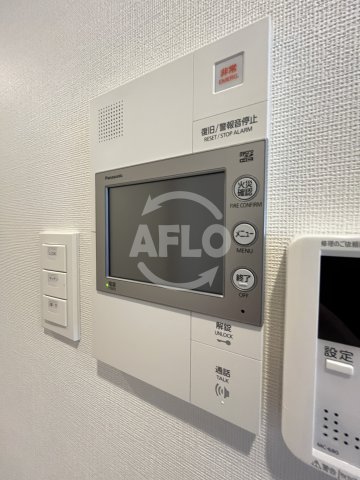 セキュリティ　コンフォリア・リヴ東三国駅前ソルテラス　インターホン