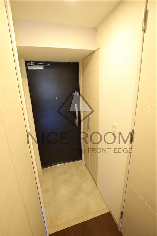 玄関　プライムアーバン御堂筋本町　玄関