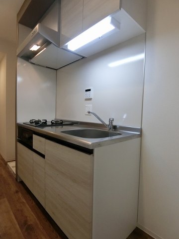 キッチン　2帖のキッチンスペースです♪場所を取るお鍋やお皿もすっきり収