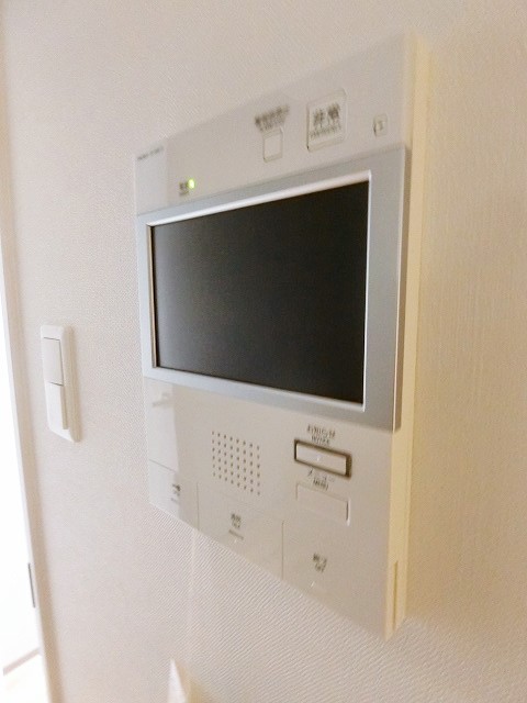 セキュリティ　※参考写真※防犯対策に有効なカメラ付きインターホン！突然の来