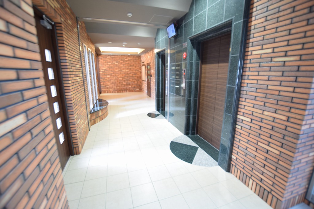 その他共有部分　エレベーター２基付で忙しい朝もノーストレス♪