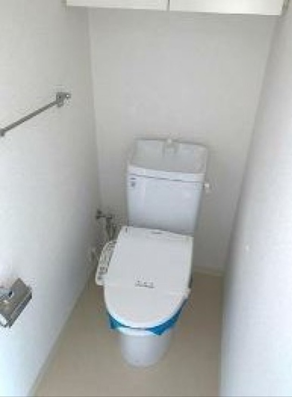 トイレ　※同仕様写真含む