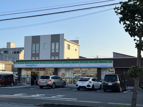 コンビニ　ファミリーマート 千葉末広四丁目店（コンビニ）まで191m