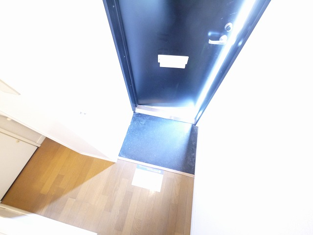 玄関　収納もある玄関です